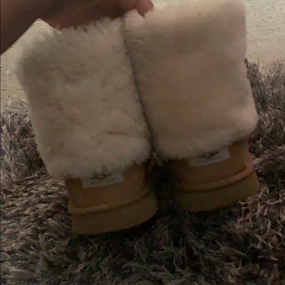 Uggs boots - Picture 3 of 3